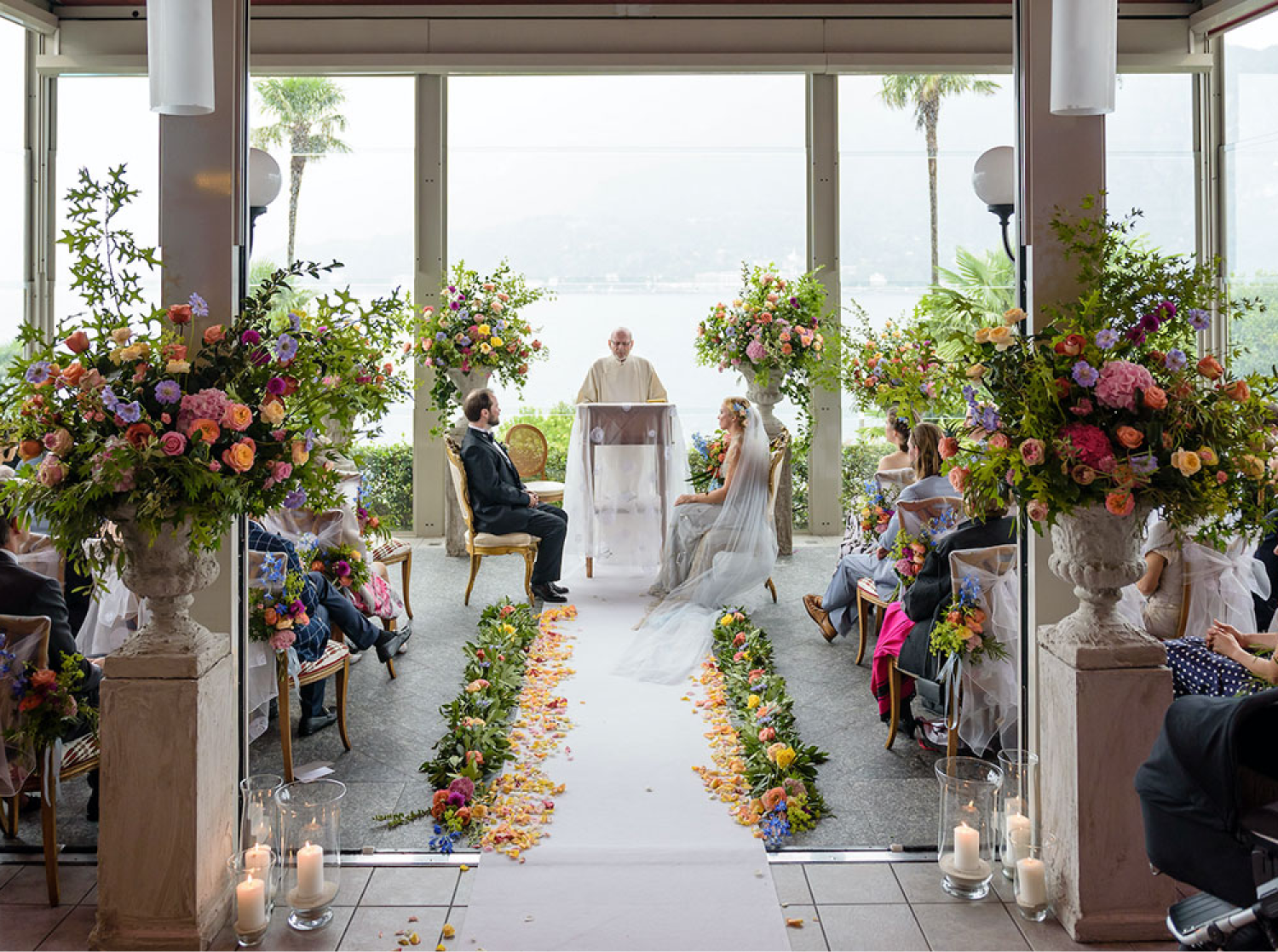 Momento íntimo do casal na Villa Serbelloni