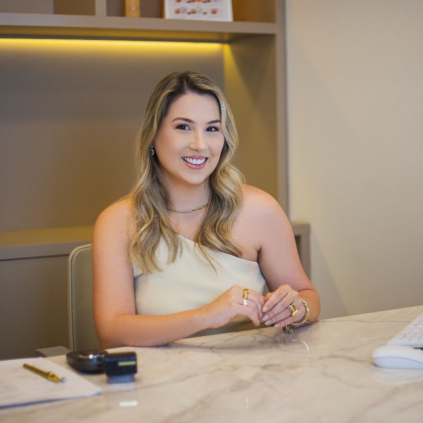 Dra. Laís Giovanoni - Dermatologista