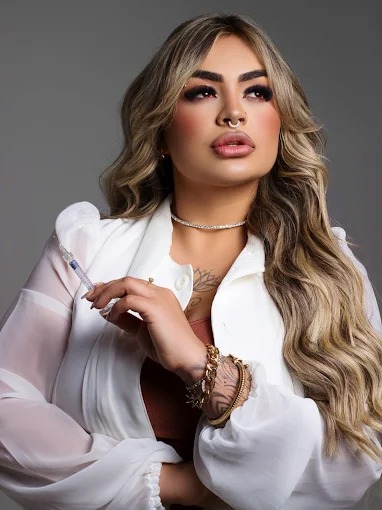 Dra. Vitória Assmann - Biomédica Esteta